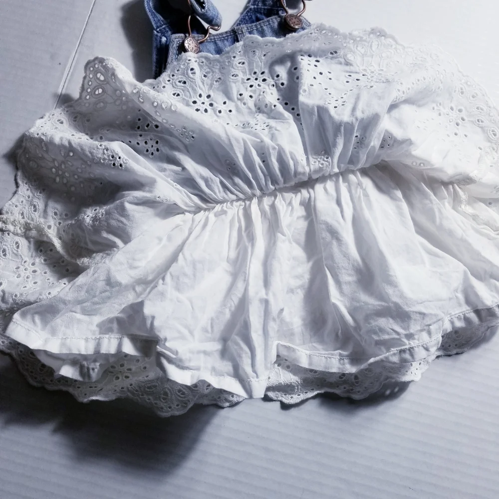 OSHKOSH JEAN BIB WHITE SKIRT GIRLS DRESS SIZE 9 MONTHS